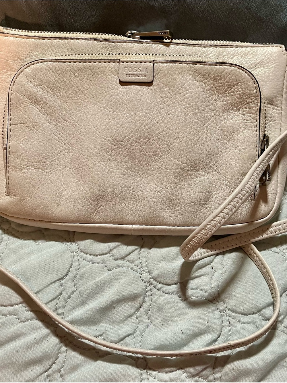 Fossil Women's Crossbody Bag in White/Off-white